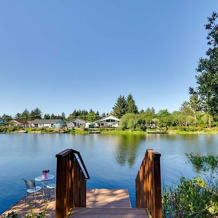 Ocean Shores Retreat With Porch And Canal Views! Zewnętrze zdjęcie