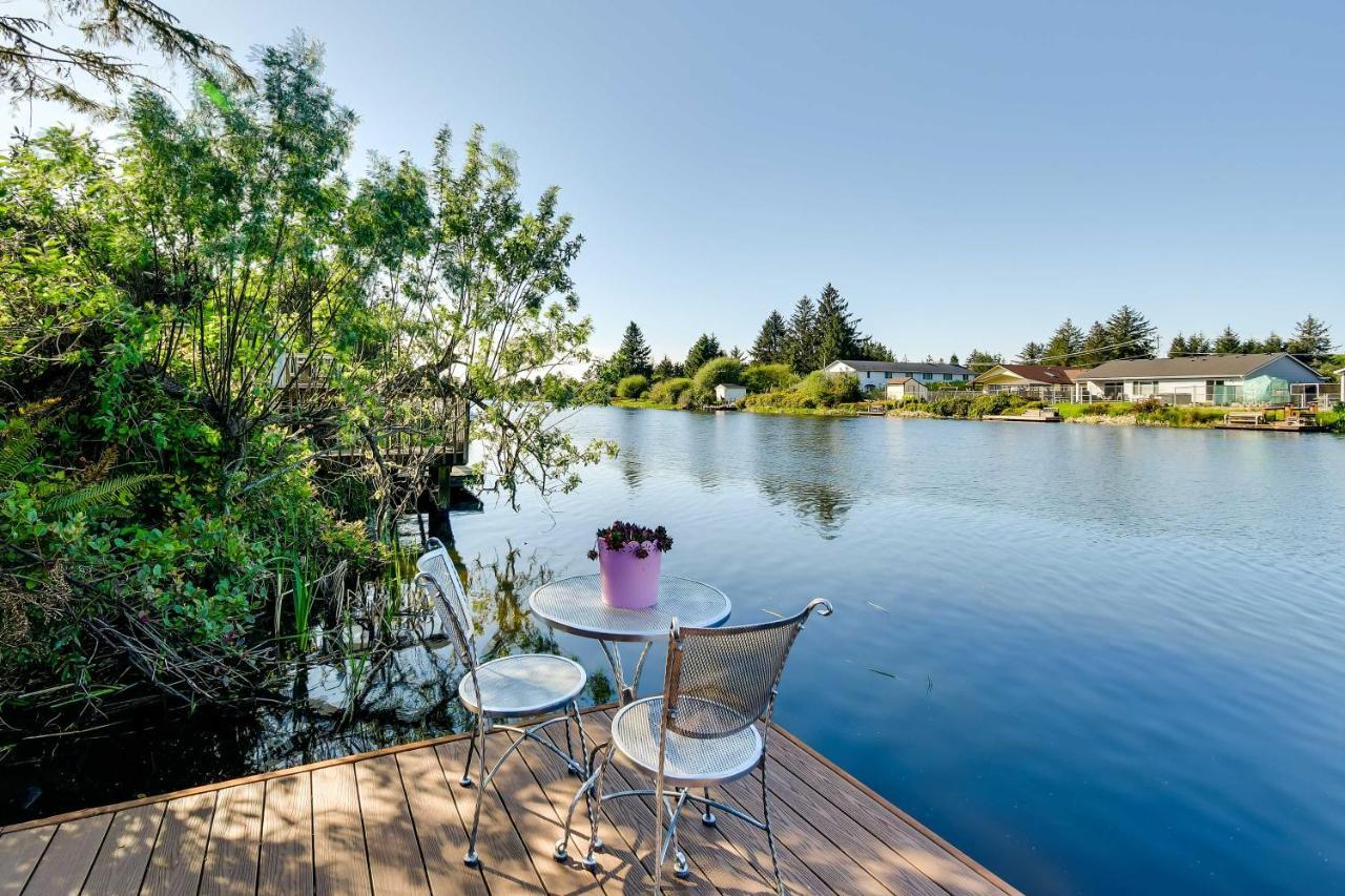 Ocean Shores Retreat With Porch And Canal Views! Zewnętrze zdjęcie